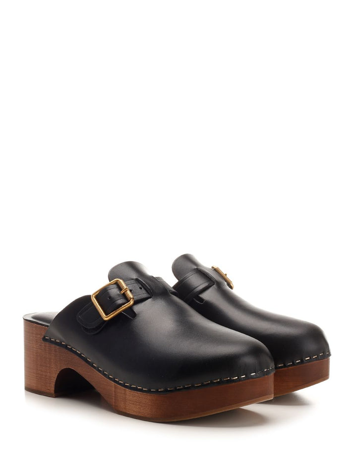 Golden Goose Deluxe Brand Leather Clogs Scarpe basse - Black | f3e5e2b257e40e42b9cf2a3b804f9c662bfc3da5
