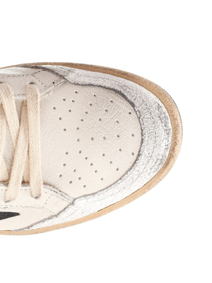 Golden Goose Deluxe Brand Ball Star Sneakers - White | 0c97fddaaf164a39c63086e5faecf100e0071ef6