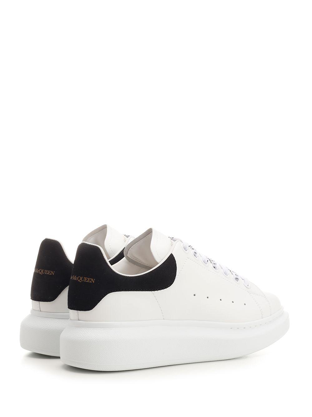 Mcqueen Oversized  With Black Heel Sneakers - White | 75f73a27deb30babe5104fe502678a890dfe90c7