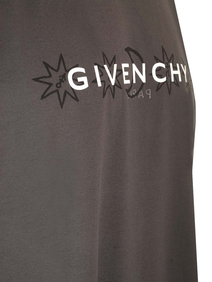 Givenchy Givenchy Reverse T-Shirt - Black | efa4fb42cc170d3b17566e02aa9248a3f124c2a6