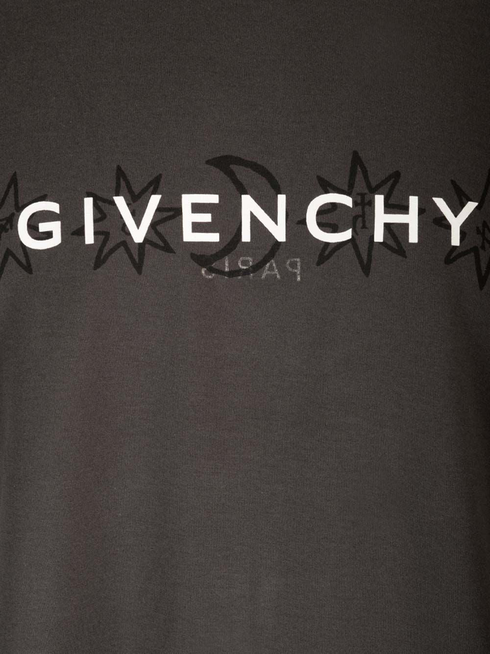Givenchy Givenchy Reverse T-Shirt - Black | 699622e3838ea332a1d3259800c43639a69e486d