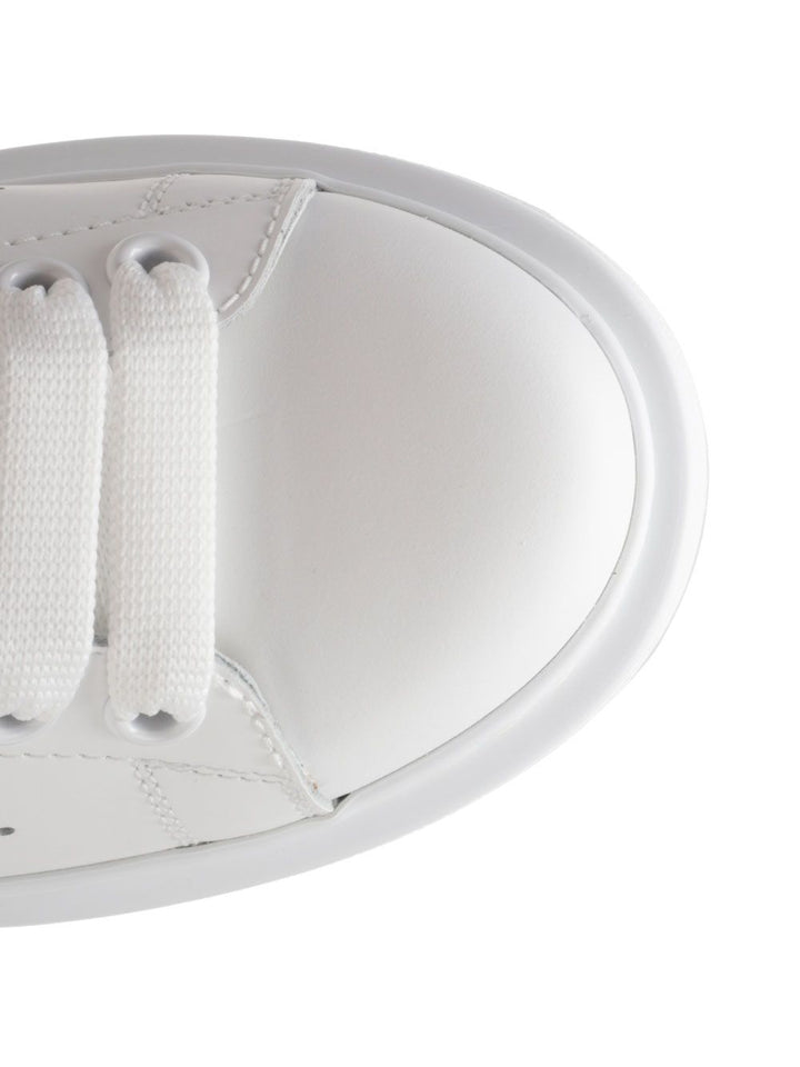 Mcqueen Oversized  With Black Heel Sneakers - White | 7ead1f03d4835fa6a113ef6547298db9ce3b4a9e