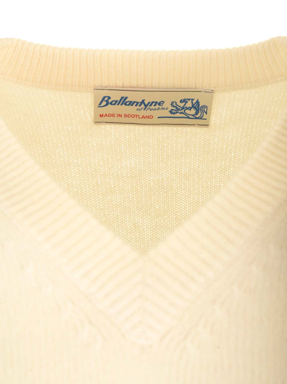 Ballantyne Double Yarn Cashmere Diamond Sweater Knitwear - White | 402d48c27edc874bf7a678478f501747500329e7