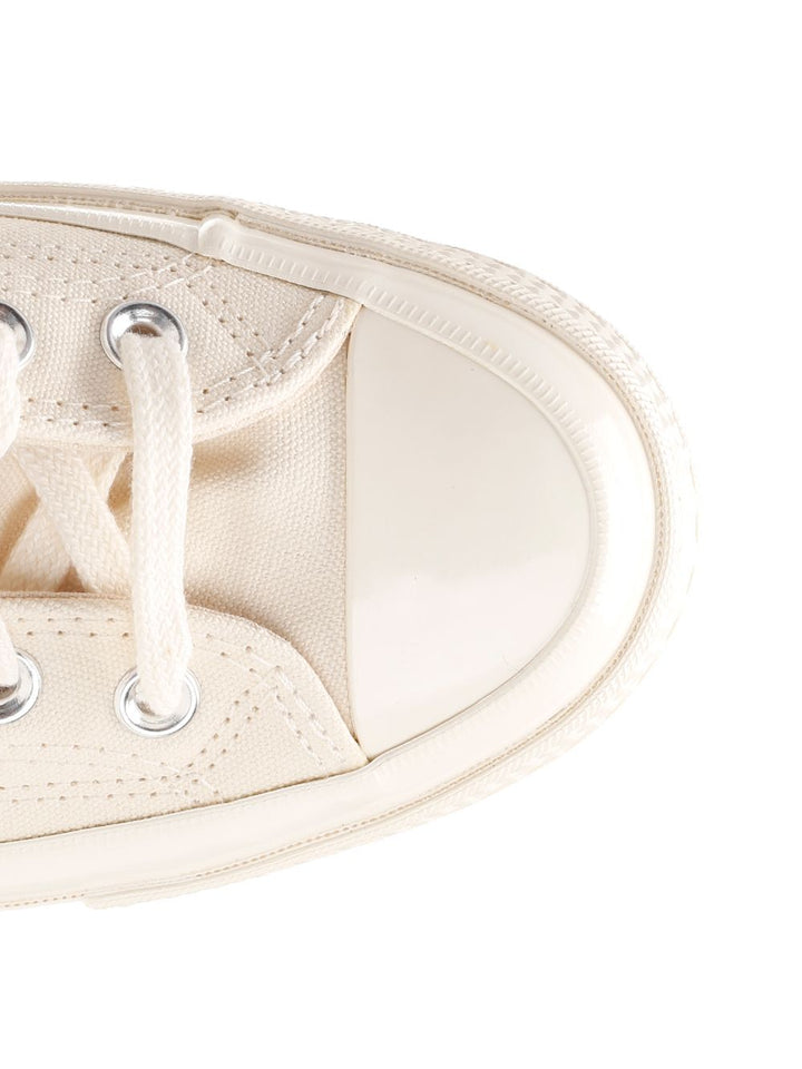 Comme Des Garcons Play Converse "Chuck Taylor All Star Sneakers - White | f4bc883b44013e0e6e62e8fbee1444f8789bedf1