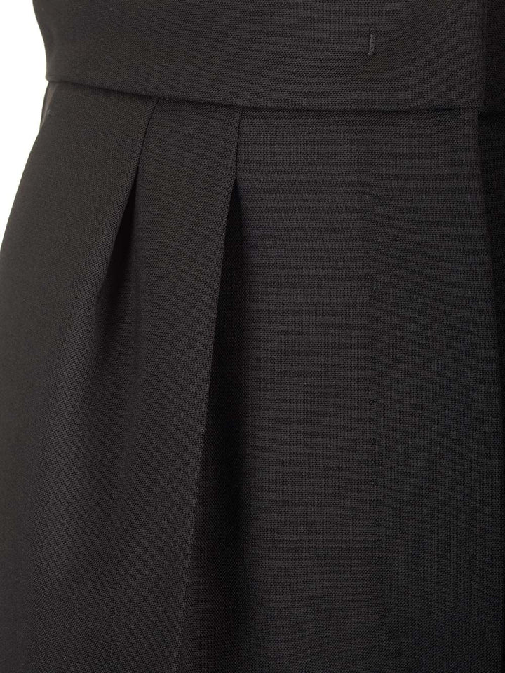 Max Mara Wool Canvas Shorts Trousers - Black | 52a92661b8b3b6e33198f656f3896d77b5b7006d
