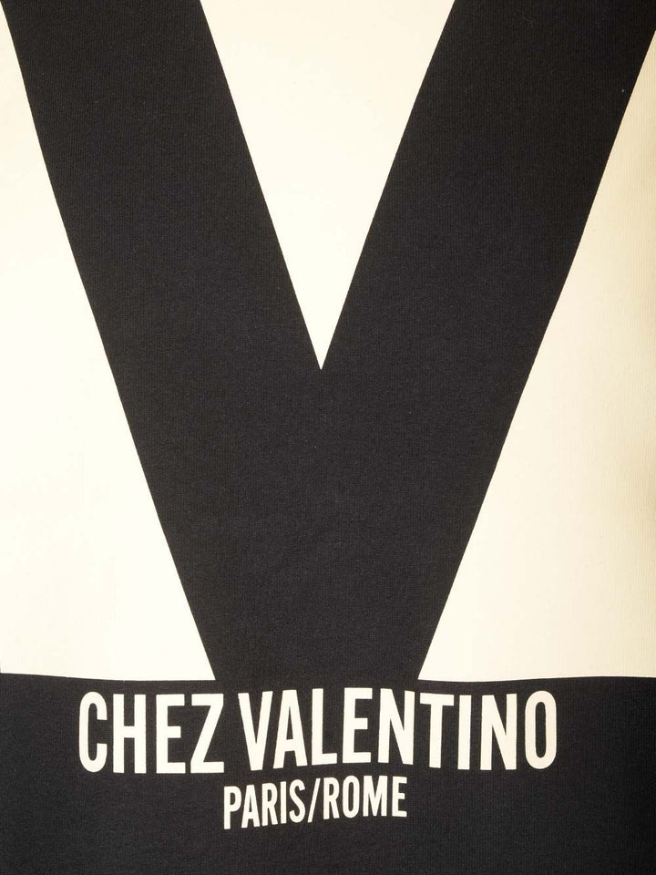 Valentino Garavani Chez Valentino T-Shirt - Black | 907f5257c5437157ae837f974b0769638c48f93d