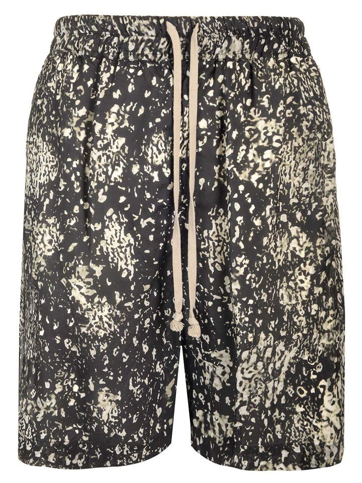 Rick Owens Shorts With Japanese Print Trousers - Black | e7d55c71b05dedb409847221ff1385fc38568a9c