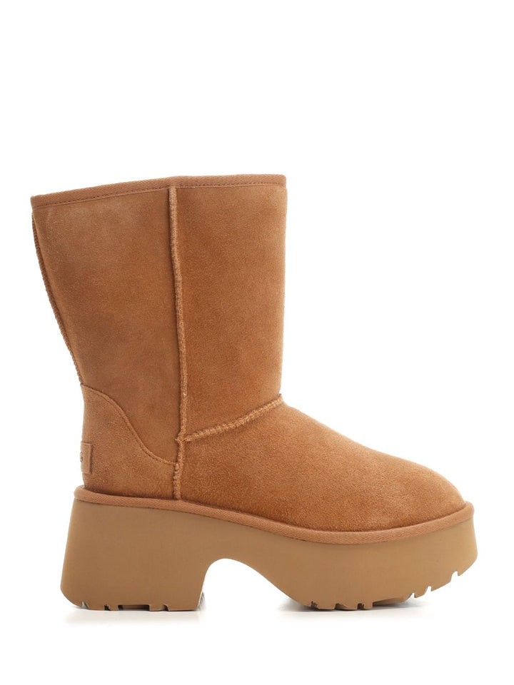 Ugg Classic Short New Heights Boots - Beige | f89780edb4dd2df9c93397be7f6809714810930b