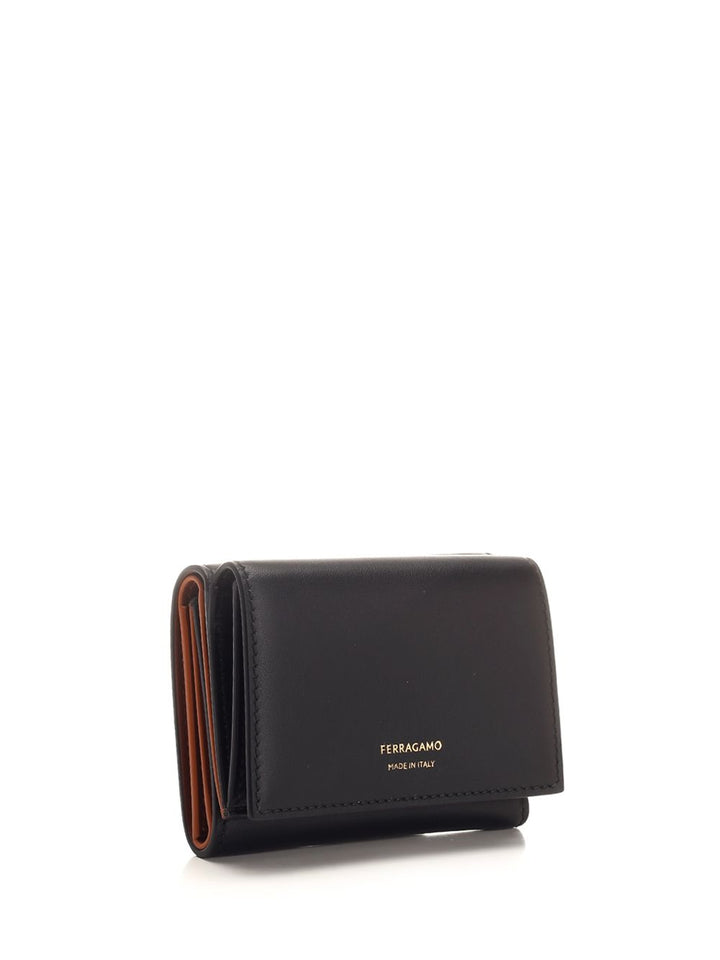 Ferragamo Trifold Wallets - Black | c1d7354633f16e2ac16782f41013df8d68f60d9c