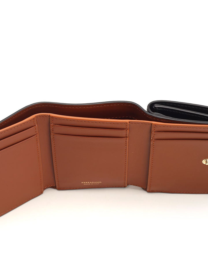 Ferragamo Trifold Wallets - Black | 7116c1b295424cf2fcdc559d73c3a0b073a19447
