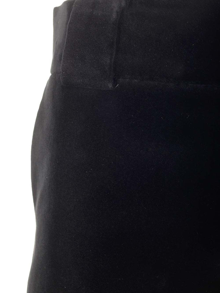 Chloe' Tailored Velvet Mini Shorts Trousers - Black | a46f47f2cb8255f5619876a5734d15b5ae89f3b3