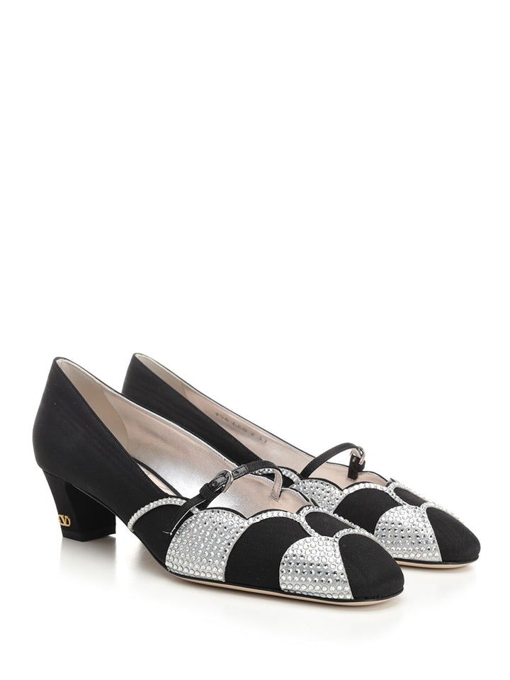 Valentino Garavani Bowow Pumps - Black | 86c75c197cd853a5fbf12c88762cdff25750b17a