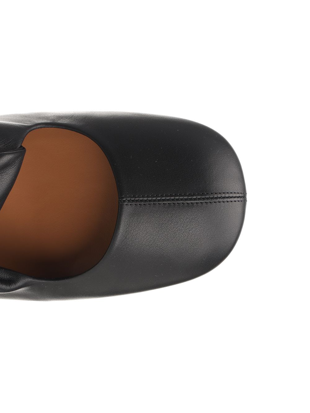 Mcqueen Black Leather Ballerina Shoes Scarpe basse - Black | 627924d641a77466a5d5d6943f5ed40f91b361f8