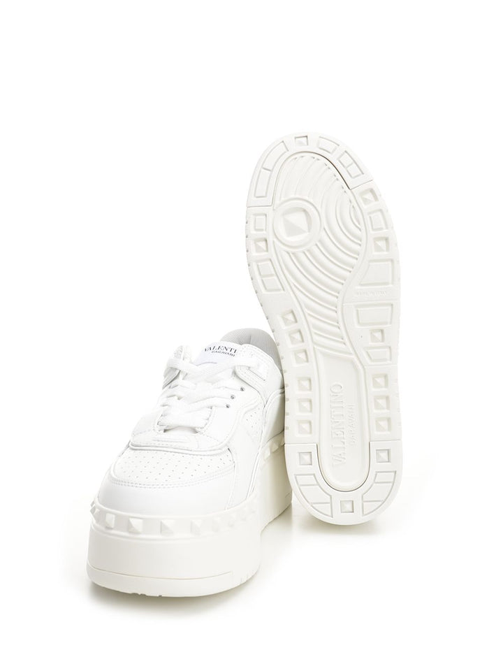 Valentino Garavani Freedots Xl Sneakers - White | 6269691ede08d8c2d5802b23a7ba848ee7615947