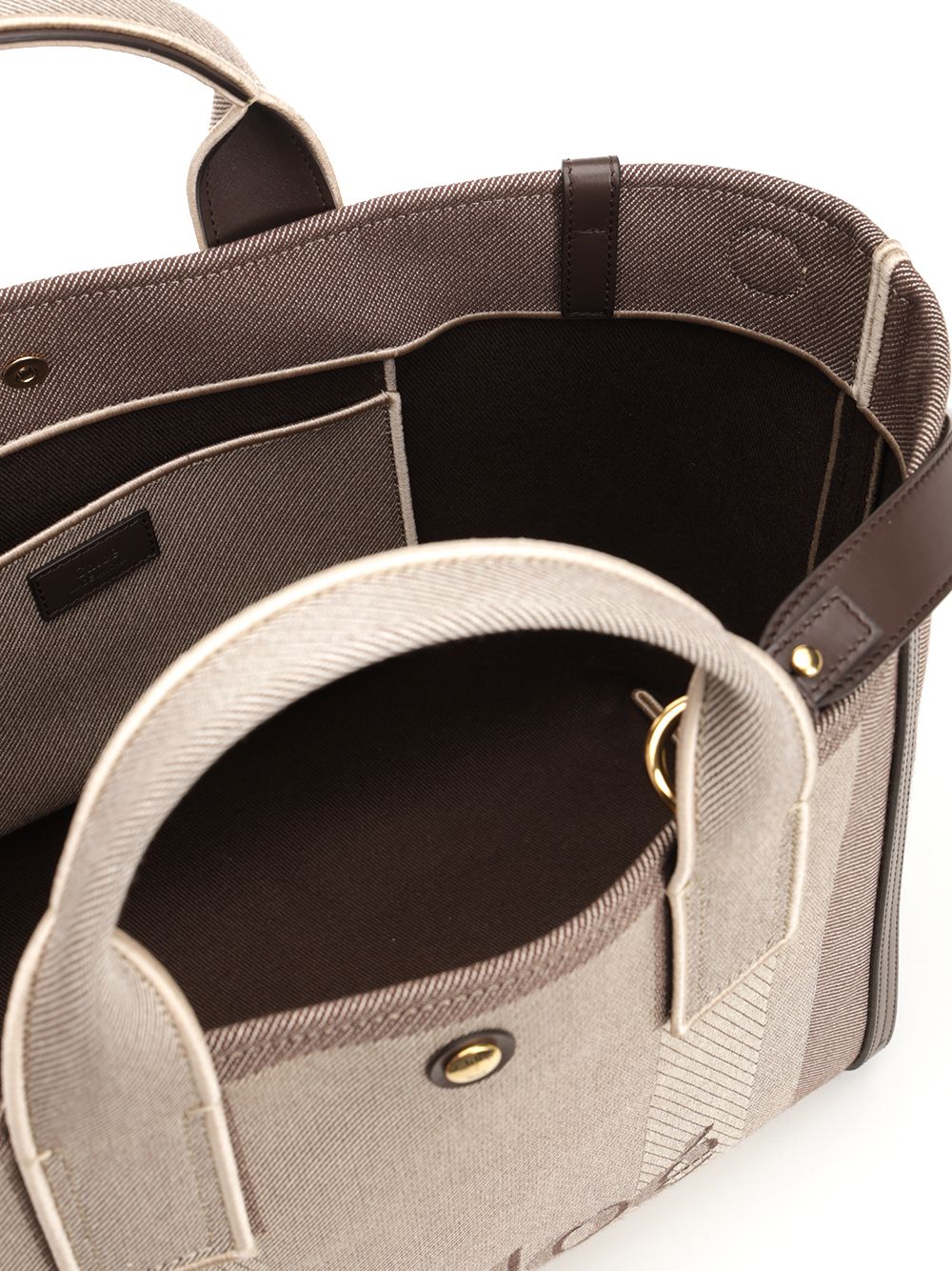 Chloe' Chloé Carry Handbags - Brown | b567a5fe18be64b78ad25569170217fefe180e94