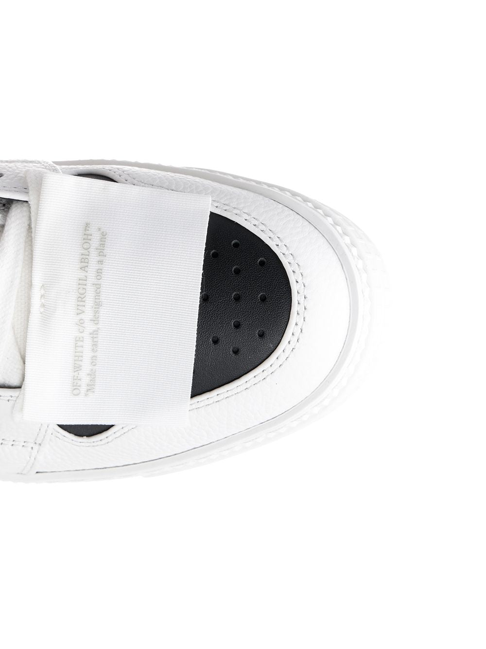 Off-White Low 3.0 Off Court White - Black Sneakers - White | b0993dd18ec6a087b2260aae8ca24afddee1f0e0
