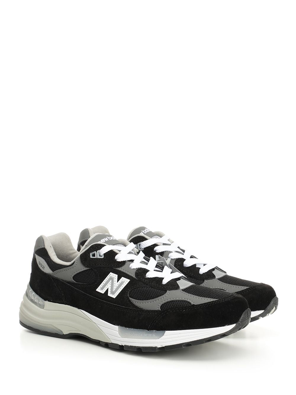 New Balance 992 Black Sneakers - Black | e34e75c49f04f519b99c785b6cdadd1308a935b1