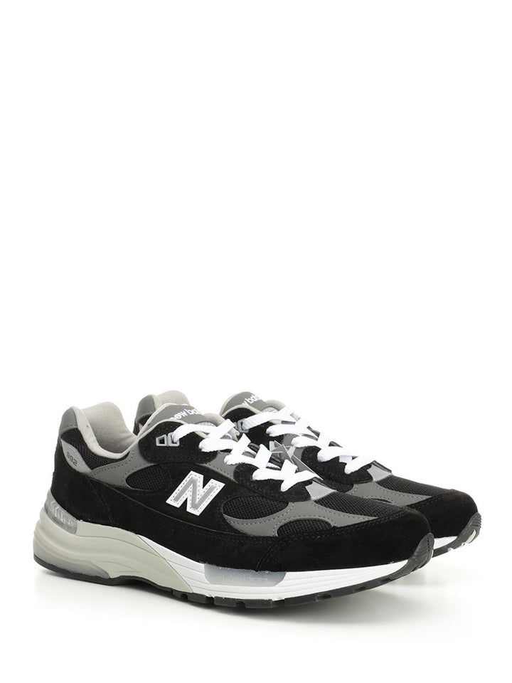 New Balance 992 Black Sneakers - Black | e34e75c49f04f519b99c785b6cdadd1308a935b1