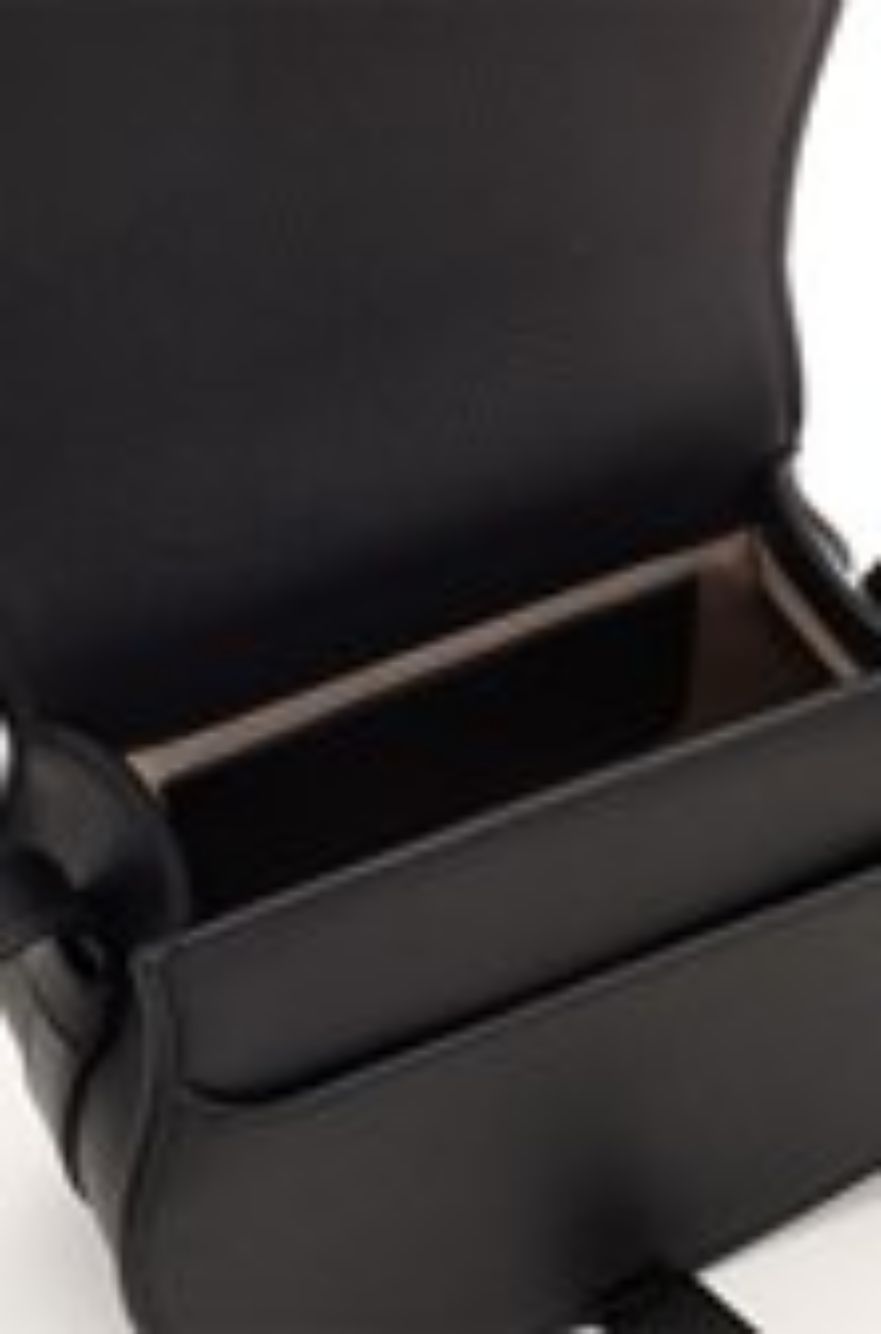 Chloe' Marcie Shoulder Bags - Black | f1725feeb77ce27a0d7acbb548a37ecaabf74e02