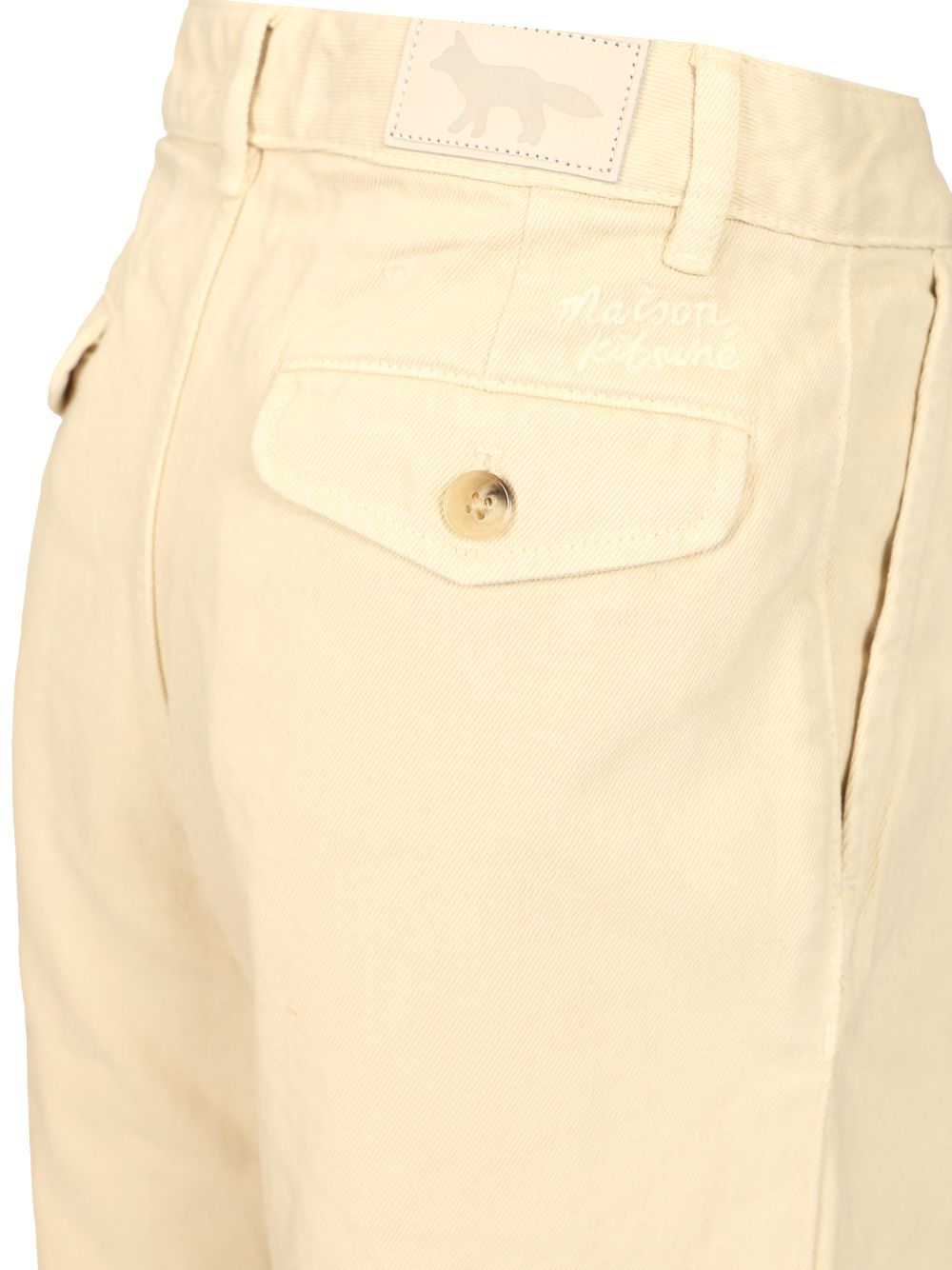 Maison KitsunÉ Pleated Shorts Trousers - Beige | 76b98f561ab03214c3a000ba5e947d3d933a2935