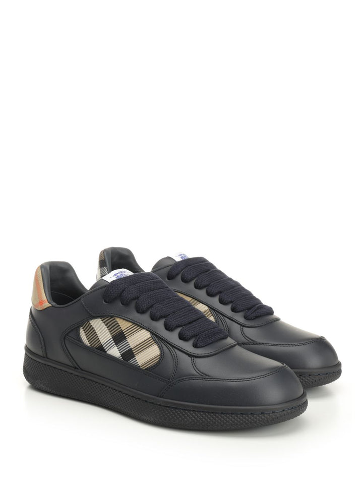 Burberry Terrace Sneakers - Black | 2cb2e3edf871862785c6b78260ccc5de80147d11