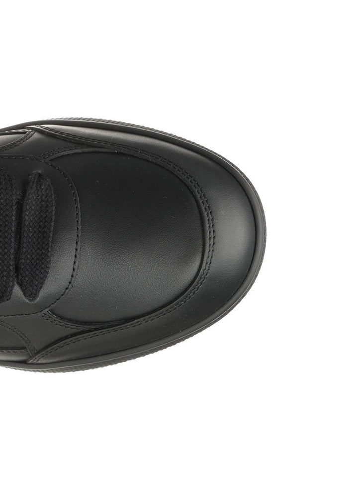 Burberry Terrace Sneakers - Black | a62d1448bacc98e737889e6caede39f765e5216e