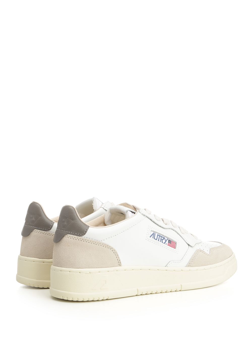 Autry  Medalist Low Sneakers - White | dfdedf0e2b631b458420fda24b6b9f8c94a0cb58