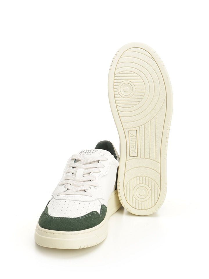 Autry  Medalist Low Sneakers - Green | fe44532ab097bb8b710e38b2c39d9ee49c8964bb