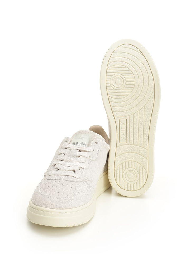 Autry  Medalist Low Sneakers - White | 3fd5b3470784934e30012ecdd09eece410d7ae8c