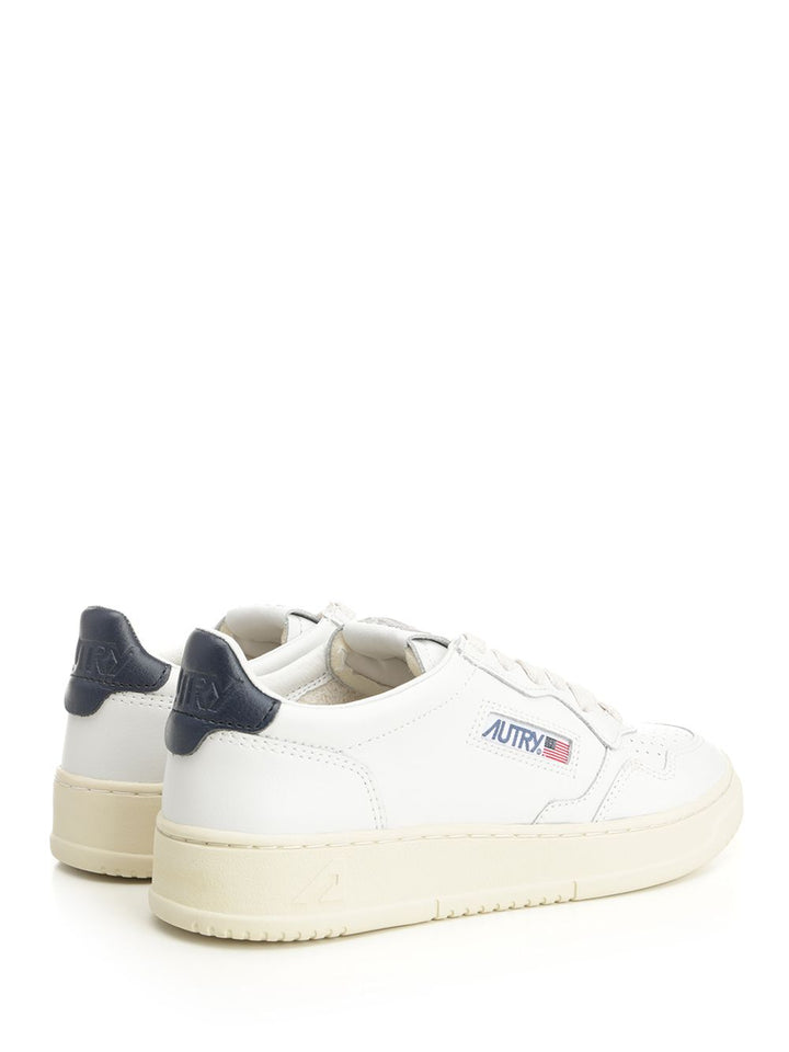 Autry  Medalist Low Sneakers - White | 4d0d3343922b1ee57d892014f5d3ff6235d89fd4