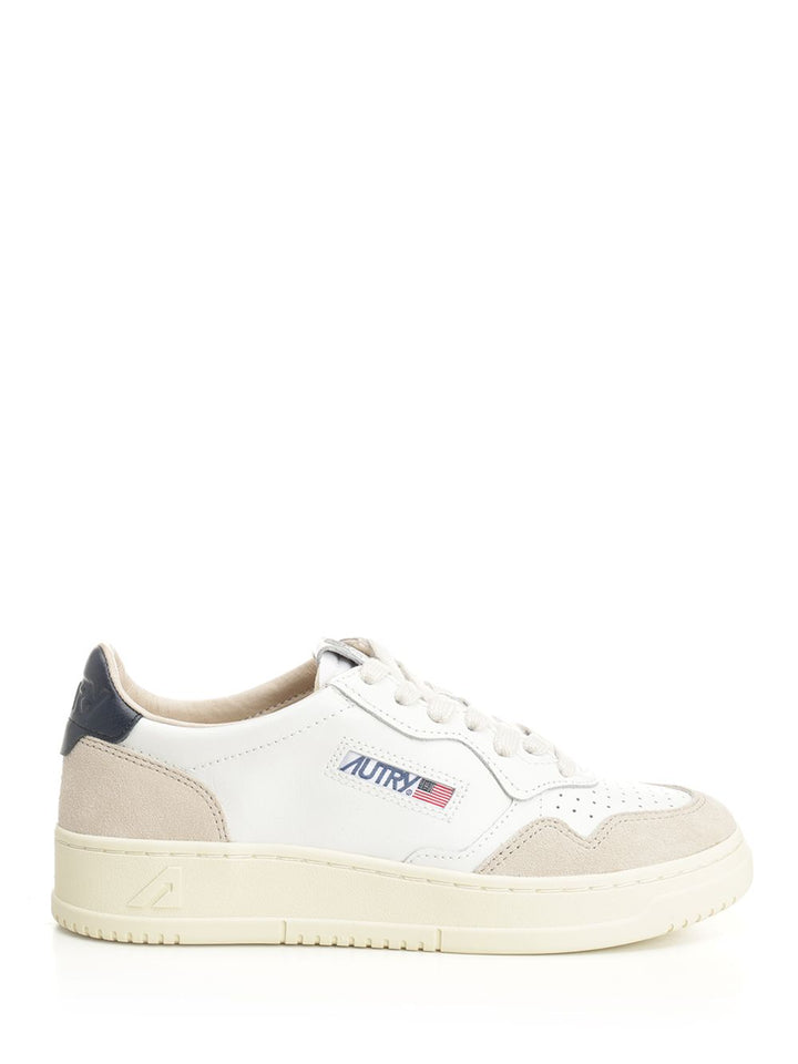 Autry  Medalist Low Sneakers - White | 265198cbcf4d8f2958753630cf51e0fd0b517cc5