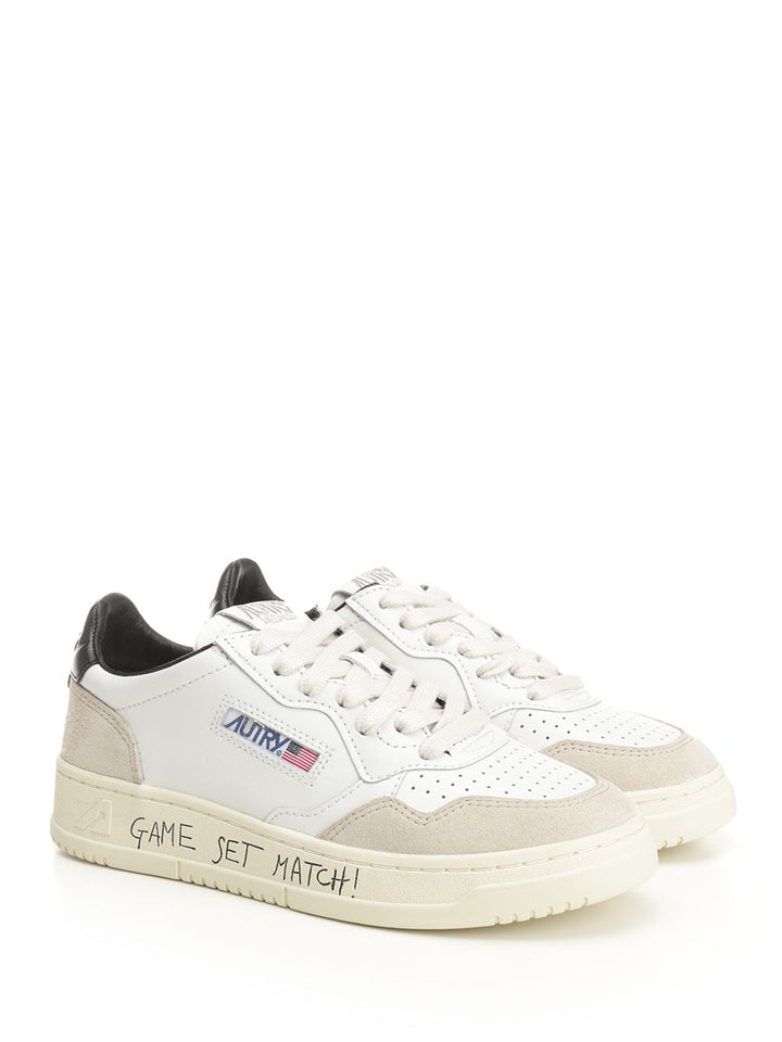 Autry  Medalist Low Sneakers - Gold | 6c4e6af6e8c064b4f5bcaa444e82add7d7893161