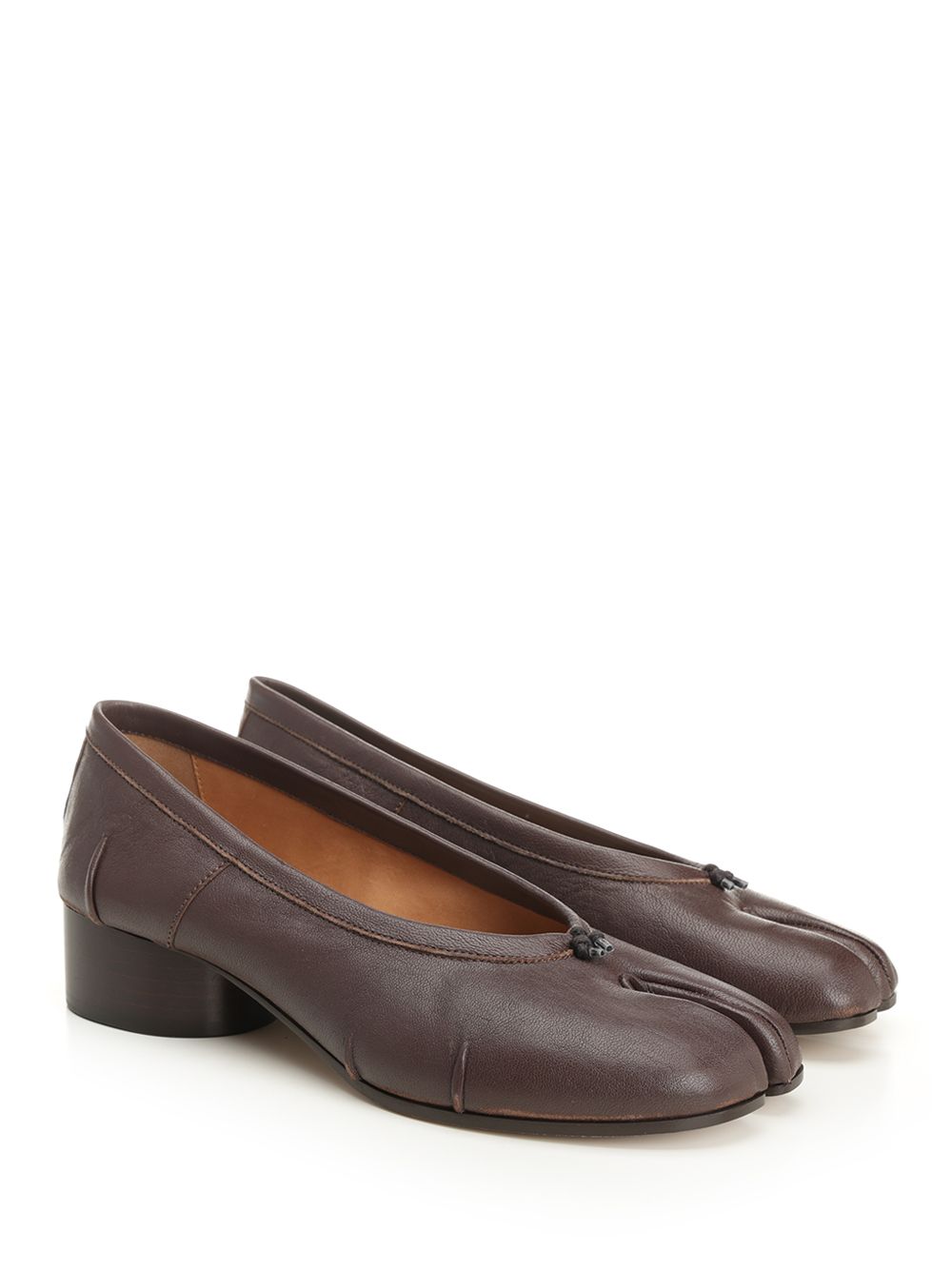 Maison Margiela Tabi Pumps - Brown | b343ff0462522393af2c9466bbced58923e2abcf