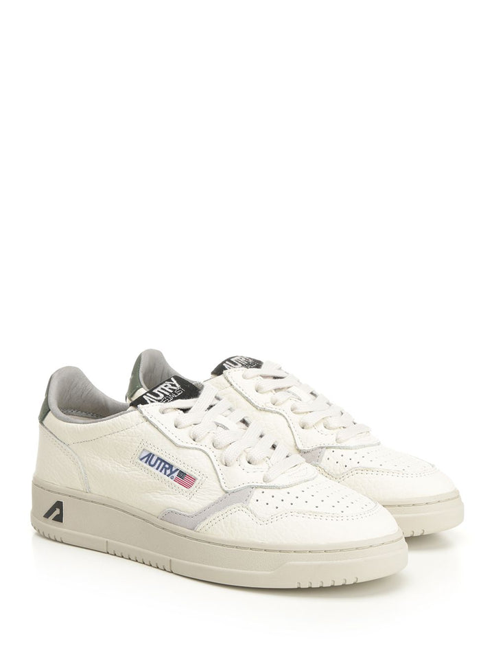 Autry  Medalist Low Sneakers - White | 5de5f2e545eca6e3349306ccd5112411bfc3b93c