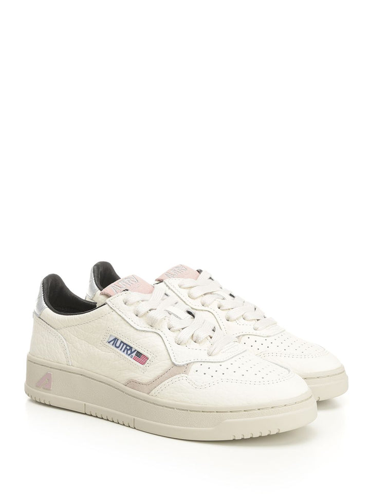 Autry  Medalist Low Sneakers - White | 48e87fddfb28978f769a609524e19e5d7b48b95c