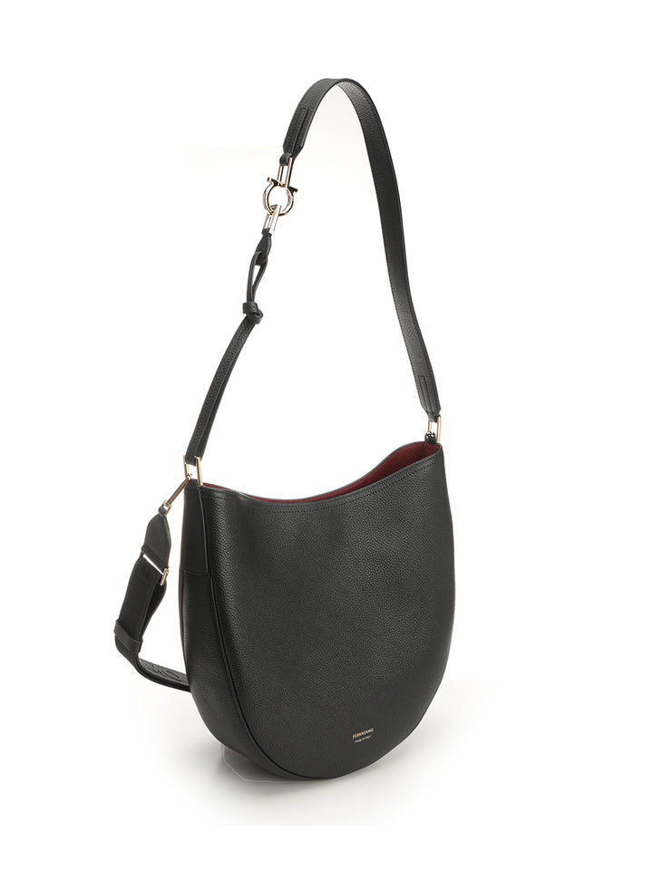 Ferragamo North-South Shoulder Bags - Black | 1a4600f3ea3eed129a2ac5b23b29655fd5006339