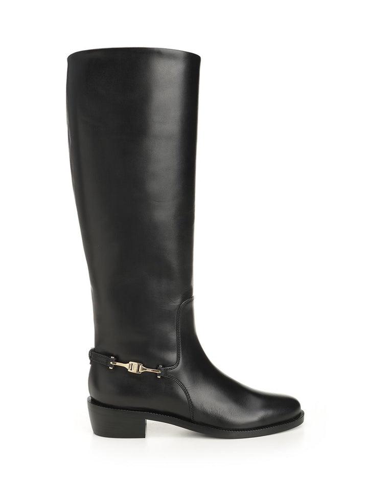 Ferragamo Boot With F Buckle Boots - Black | 8a75d3ce943621dd1a427e817860996cbd1ba584