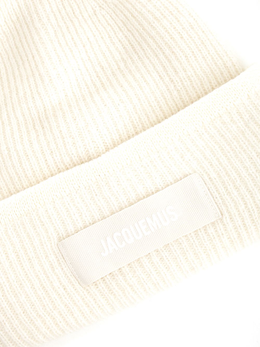 Jacquemus Le Bonnet Hats - White | b908907a0e6b8dee206001e17168c499b3e2e964