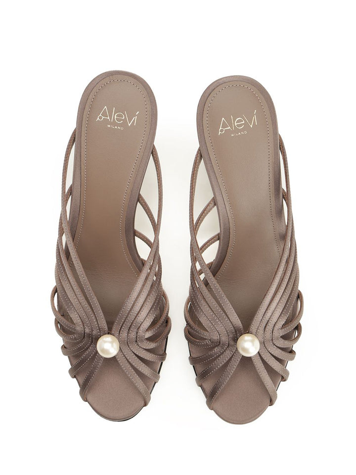 Alevi' Milano Louise Sandals - Beige | 9e984f2aa16d94c96aef156a40e14517e834e055