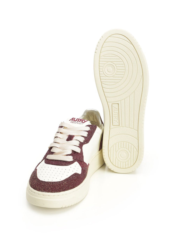 Autry  Medalist Low Sneakers - Bordeaux | b257b020f76a26ffb4b1614a9eddeb31843e5b6b