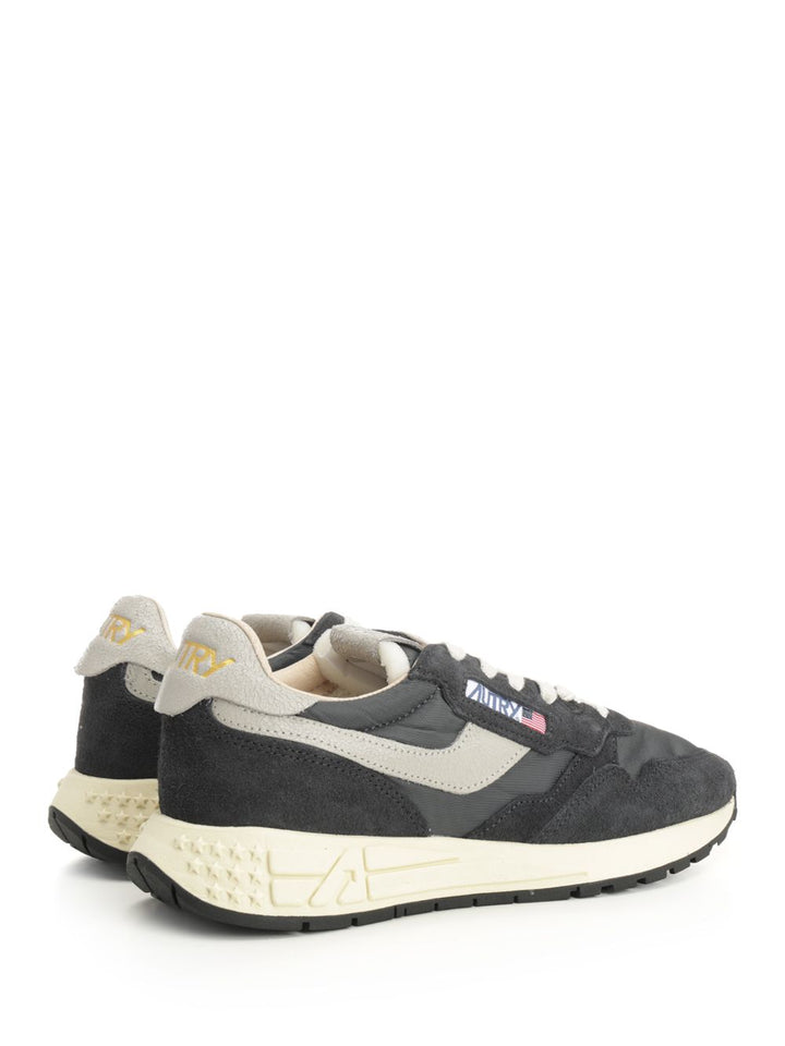 Autry  Reelwind Low Sneakers - Black | 85b23b7d1503b6b90f111defaa1f2de6d96e2e01