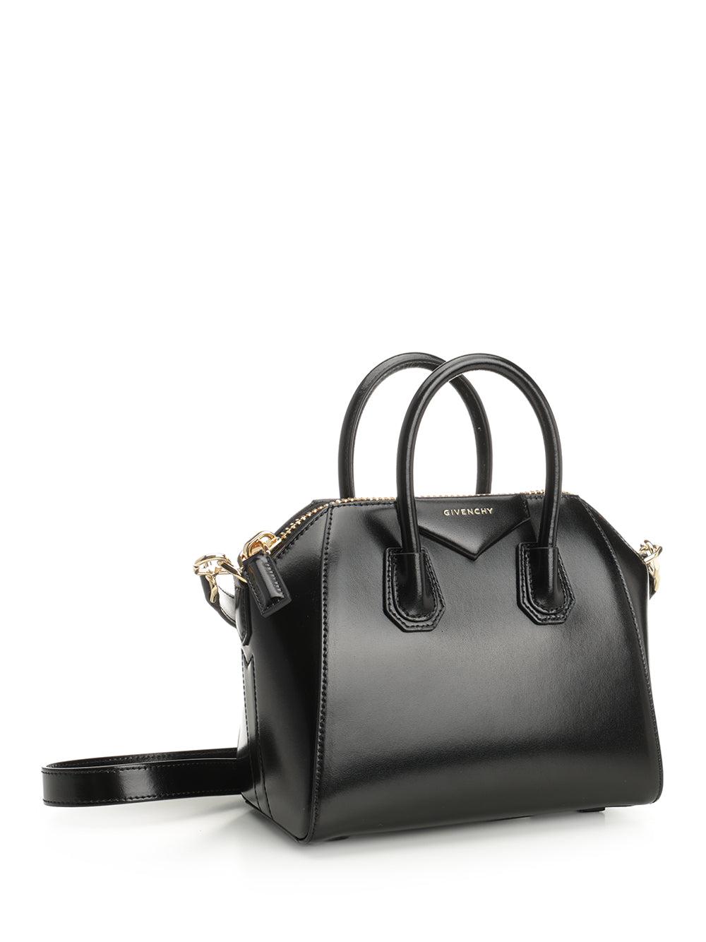 Givenchy Antigona Handbags - Black | f3daea452e001a2e217fd2553277978e71e25df7