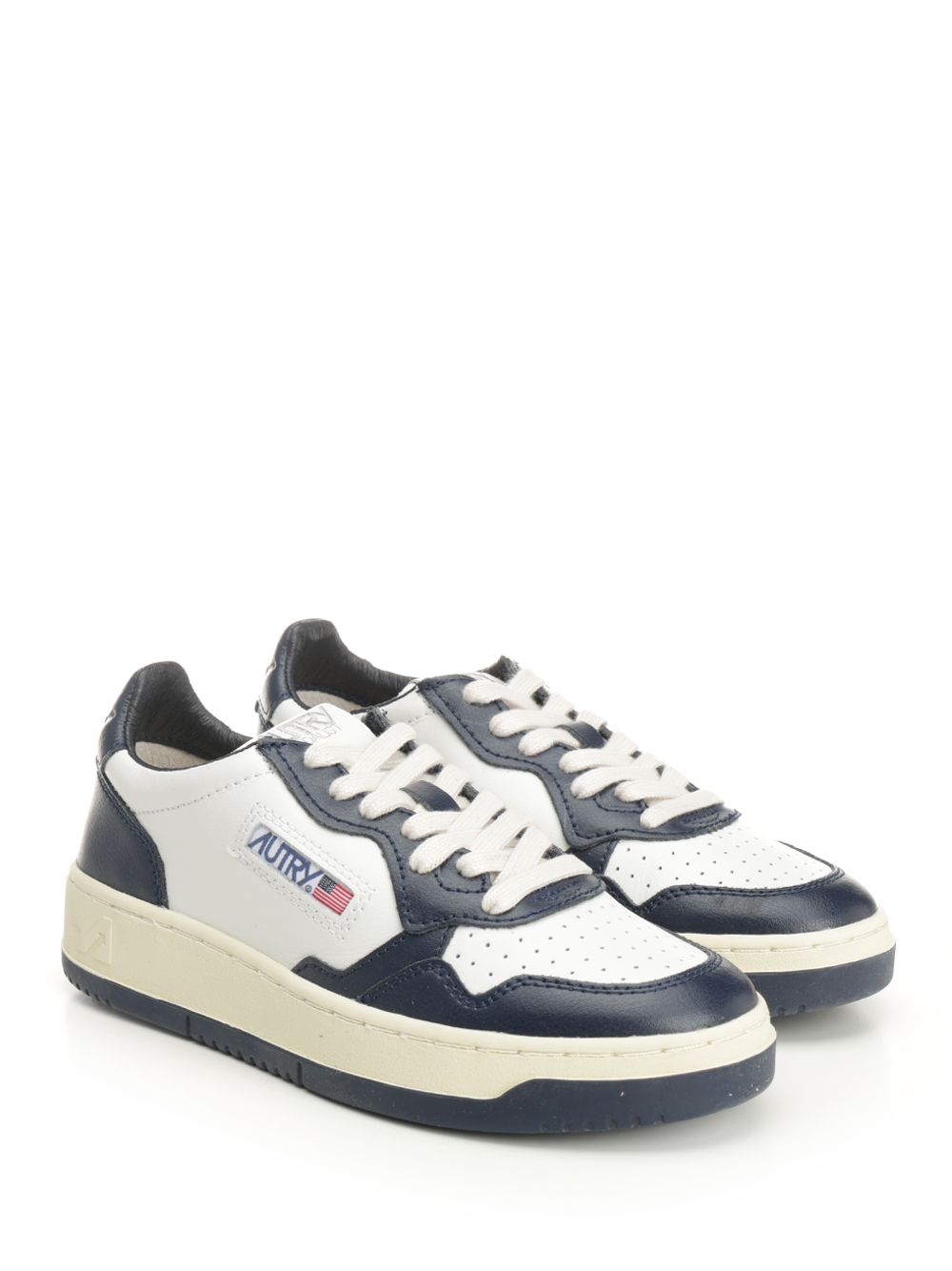 Autry  Medalist Low Sneakers - Black | 7bd1a6518019ddf2cf7098a93ffe315e697d9184