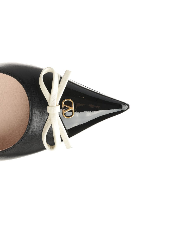 Valentino Garavani Bepointy Pumps - Black | 36fa90a9d262edd376ca5e6151cf1dd7de20e29a