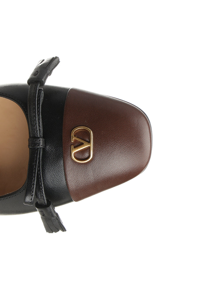 Valentino Garavani Valet Du Roi Pumps - Black | 0086ac5886cf262a43415d91da7d8e4def152ce1