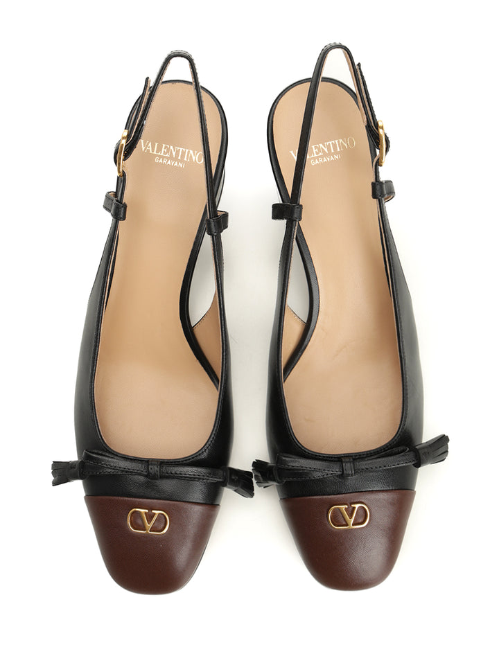 Valentino Garavani Valet Du Roi Pumps - Black | ca0c35c4eae66a41624cc35b033809e6fb849741