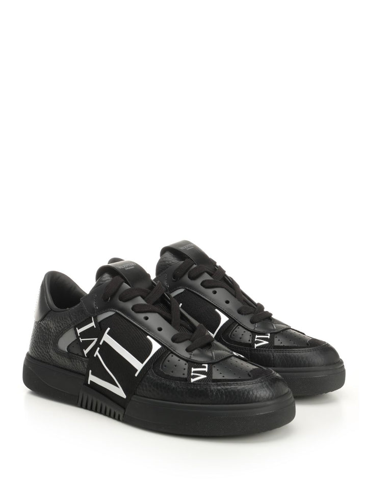 Valentino Garavani Vl7n Sneakers - Black | c0b0480e3c4441ba2128750cf1a00f442ef23dfe