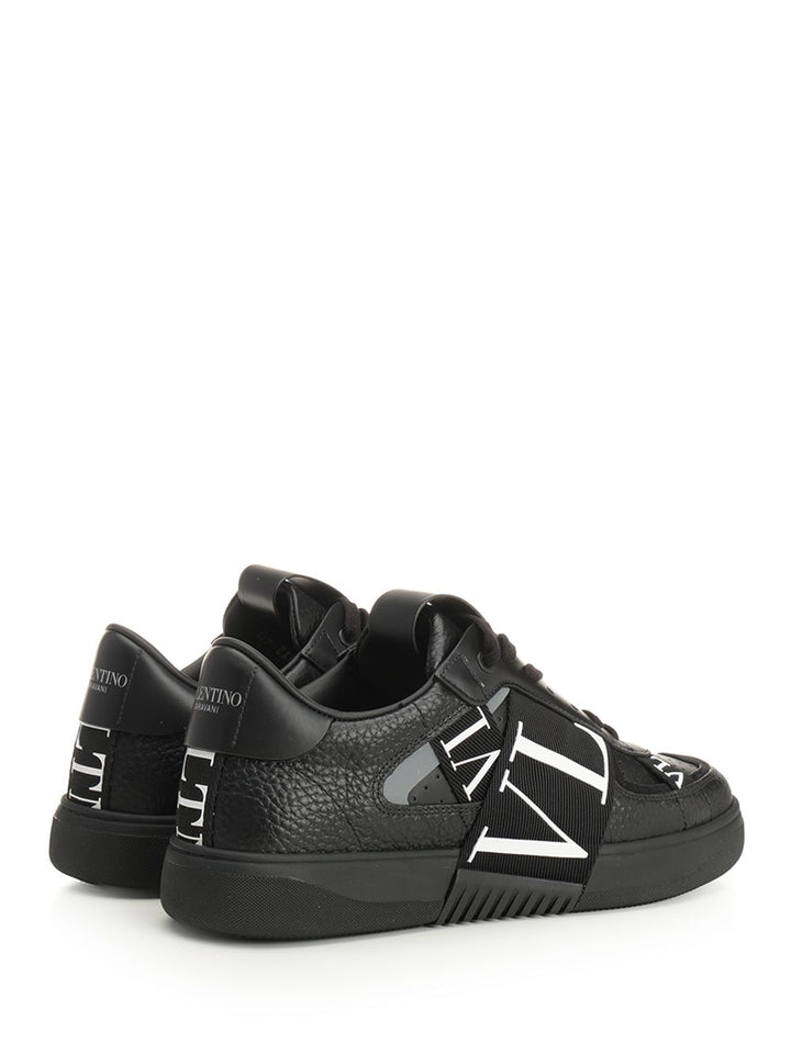Valentino Garavani Vl7n Sneakers - Black | 74d434ed7c694eb1c0982413e51d964f0fce73ad