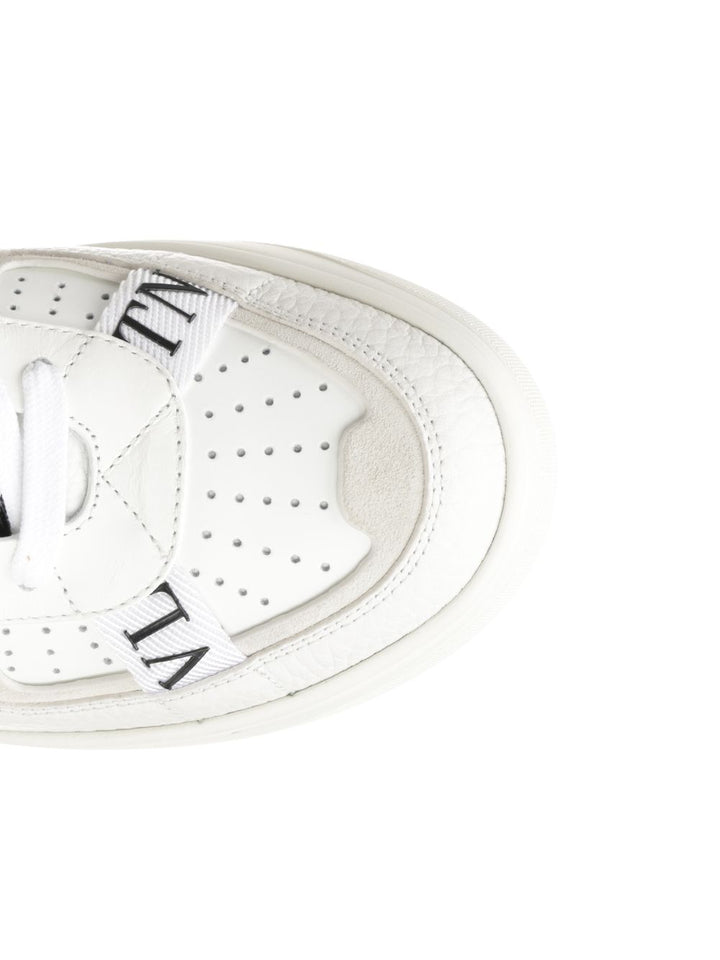 Valentino Garavani Vl7n Sneakers - White | 9bede33d0aaa7c8998ff807c11f51d236f7f4f5a