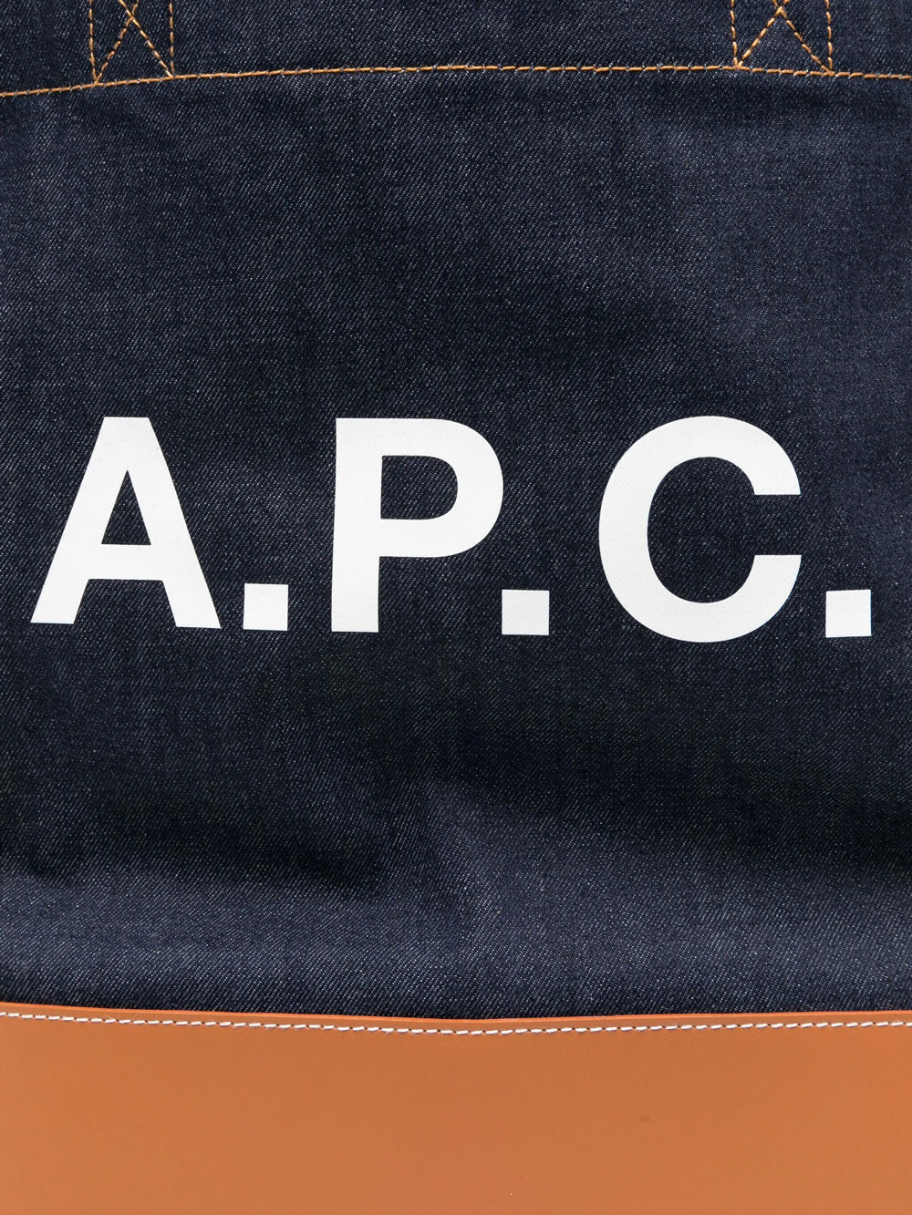 A.P.C. Totes - Brown | 97fce1efc061101d446446aeface992126da707f